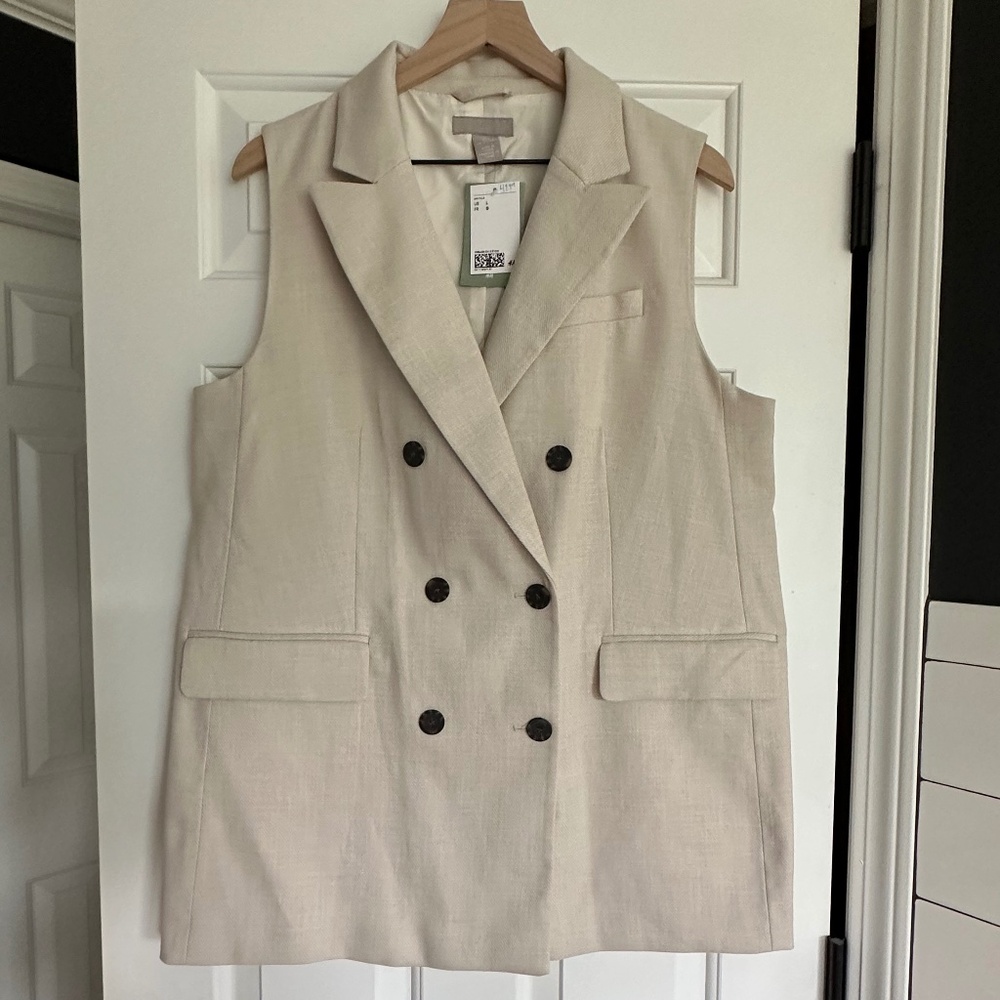H&M Sleeveless Blazer - L